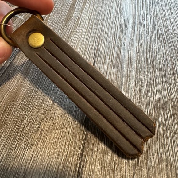 Portland Leather Goods Small Tassel Keychain in Canyon - Picture 4 of 6